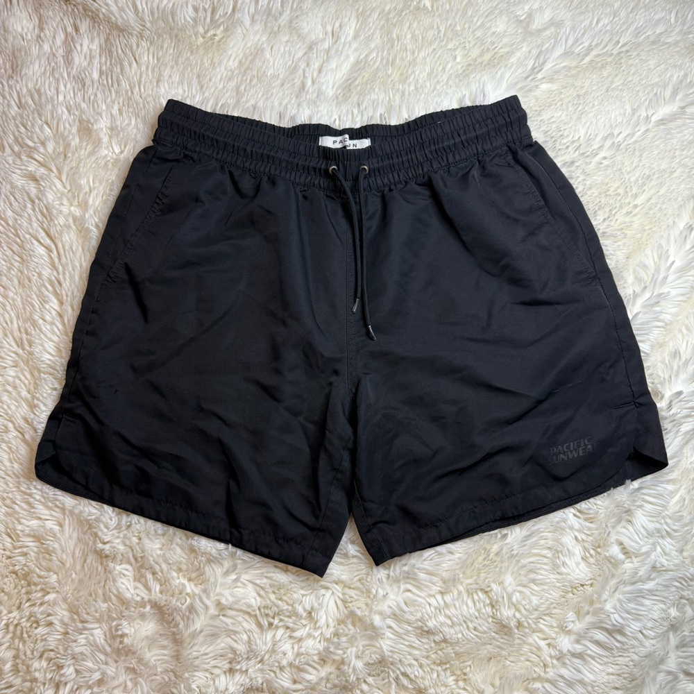 PacSun men’s medium Black volley Shorts mesh lined throughout 6” inseam